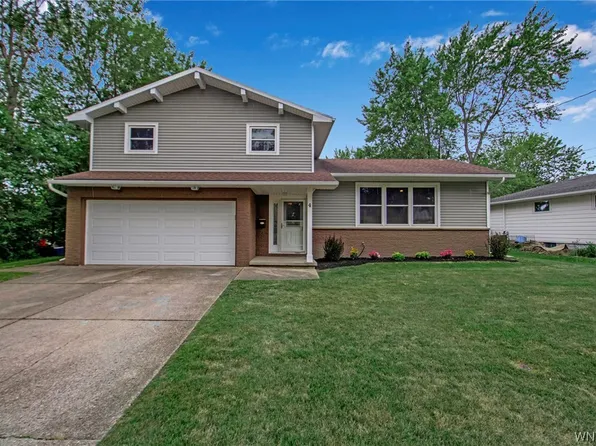 4 Ridgeview St, Depew, NY 14043