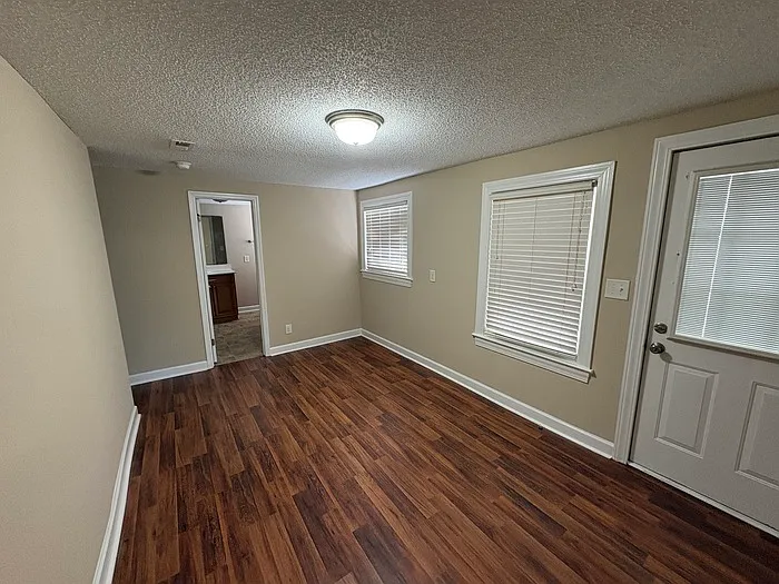 2726 Church St — Photo 9