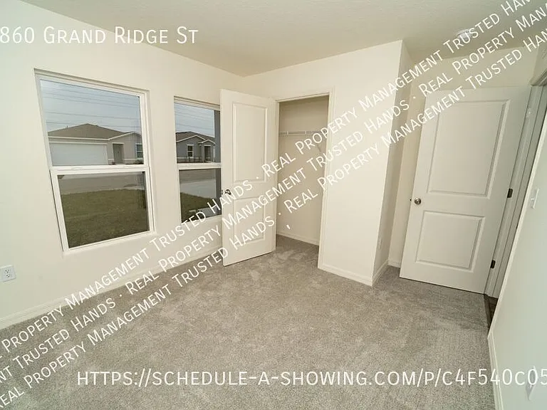1860 Grand Rdg — Photo 9