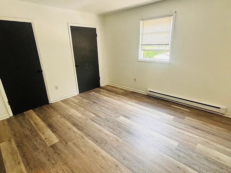 85 Green Meadow Ln #10 — Photo 7