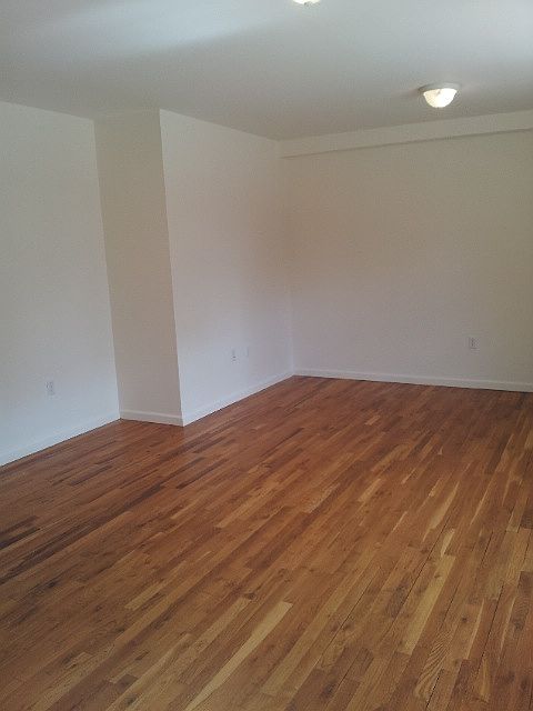 1st image of 203 Underhill Ave