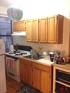 2nd image of 427 16th St APT 1A