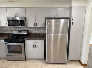 1809 E 31st St APT 2E, La Grange Park, IL