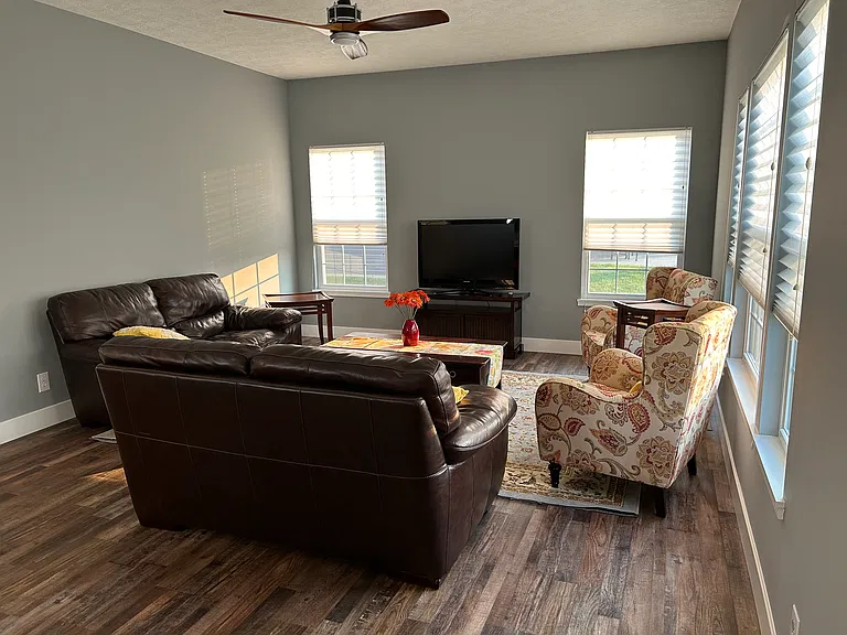 1691 Three Meadows Pl — Photo 4