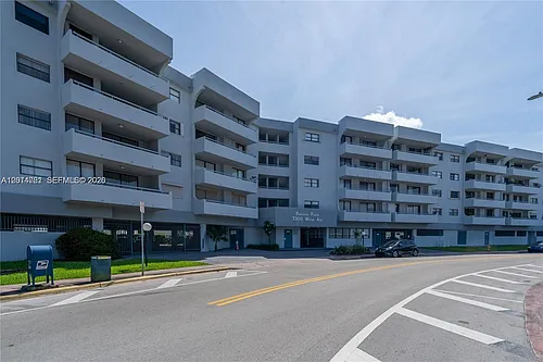 7300 Wayne Ave #401 Photo 1