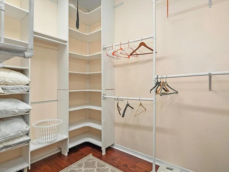 1309 Briarwood Ct — Photo 36