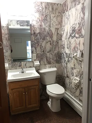 Rented by Metroline Realty | media 30