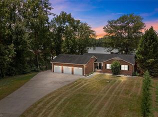 860 Mainsail Rd, Salisbury, NC 28146