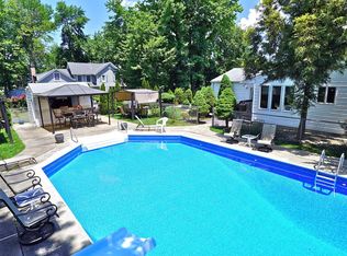 316 Harmony Rd, Middletown, NJ 07748