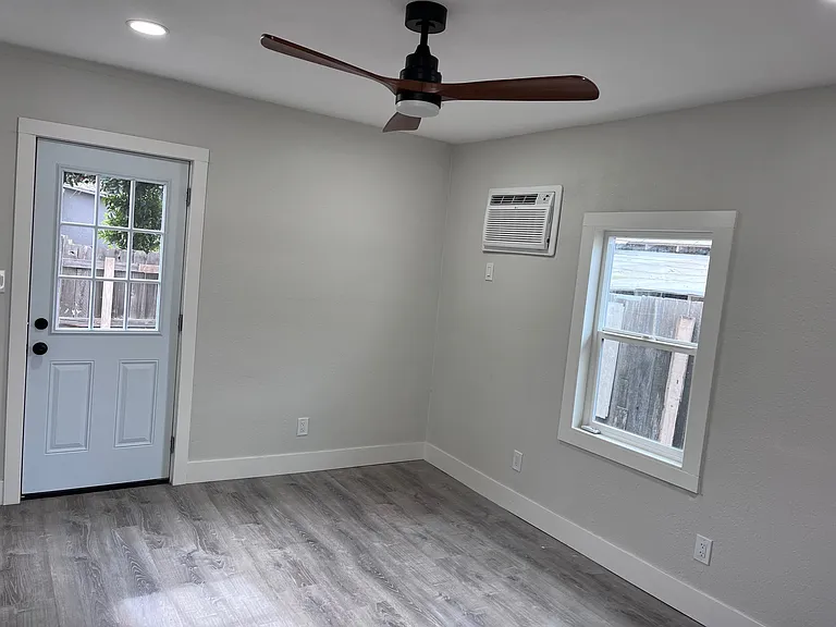 327 Hosmer Ave — Photo 5