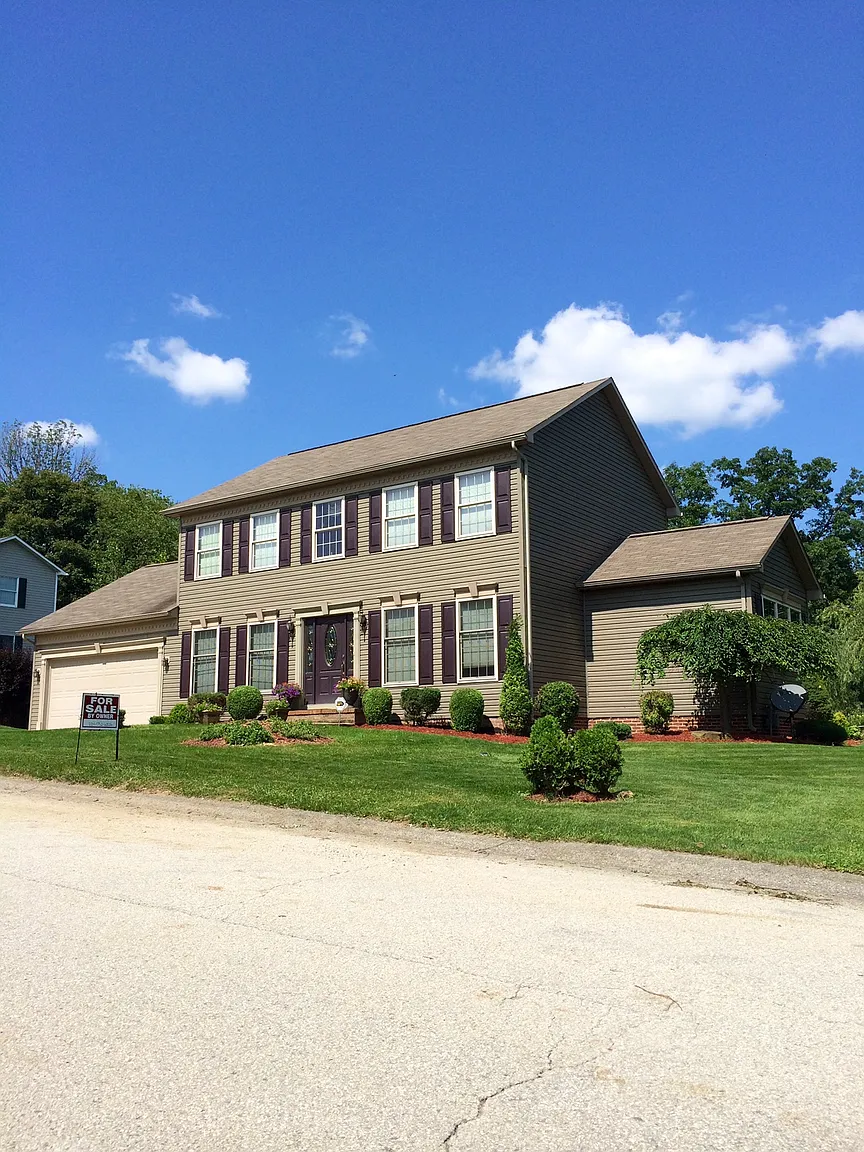 102 McNally Cir photo 1