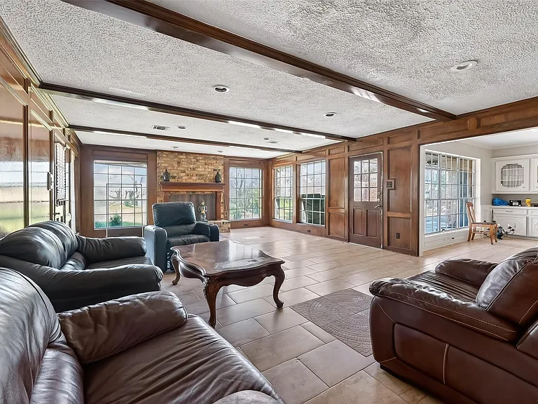 11302 Hylander Dr — Photo 10