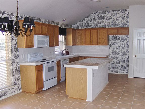 3rd image of 2909 Berrywood Ct