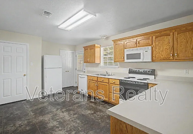 11122 Gorenflo Rd — Photo 4