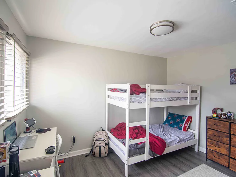 7908 Horse Chestnut Ln #7908 — Photo 31
