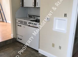 128 Social St APT 11, Woonsocket, RI 02895