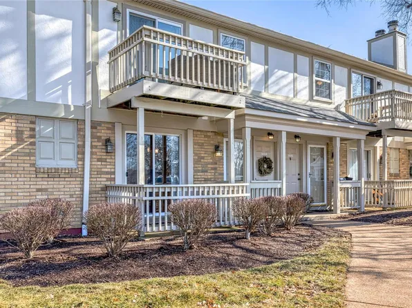 1442 Bluebird Ter, Saint Louis, MO 63144