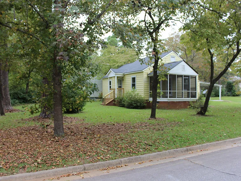 1401 W 4th Ave — Photo 2