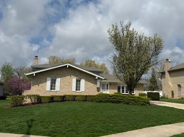 11540 Kingswood Dr, Orland Park, IL 60467