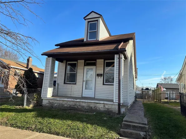 8512 Minnesota Ave, Saint Louis, MO 63111