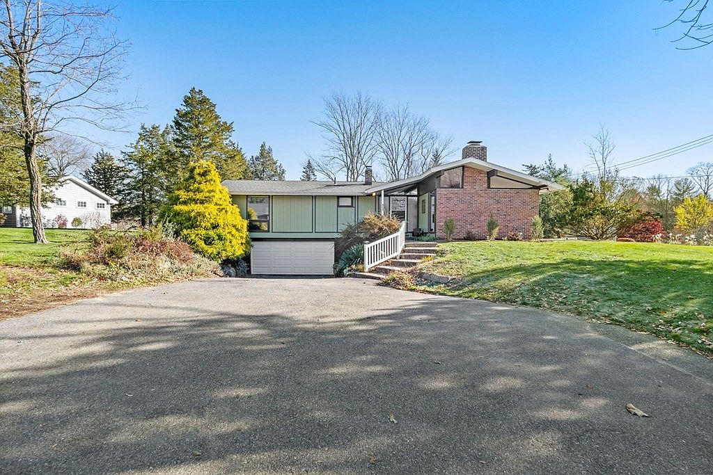 622 Pike Ave, Attleboro, MA 02703 MLS 73180610 Zillow
