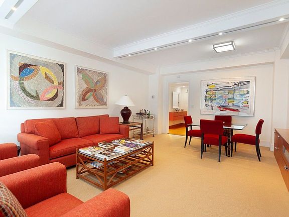2nd image of 111 E 56th St #401