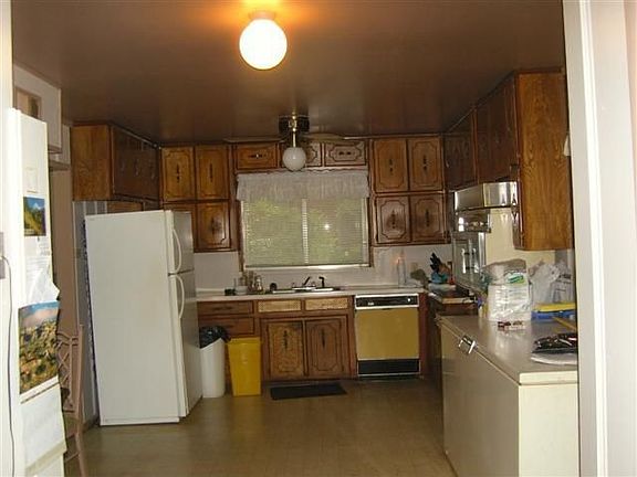 2nd image of 7048 Brooks Ave