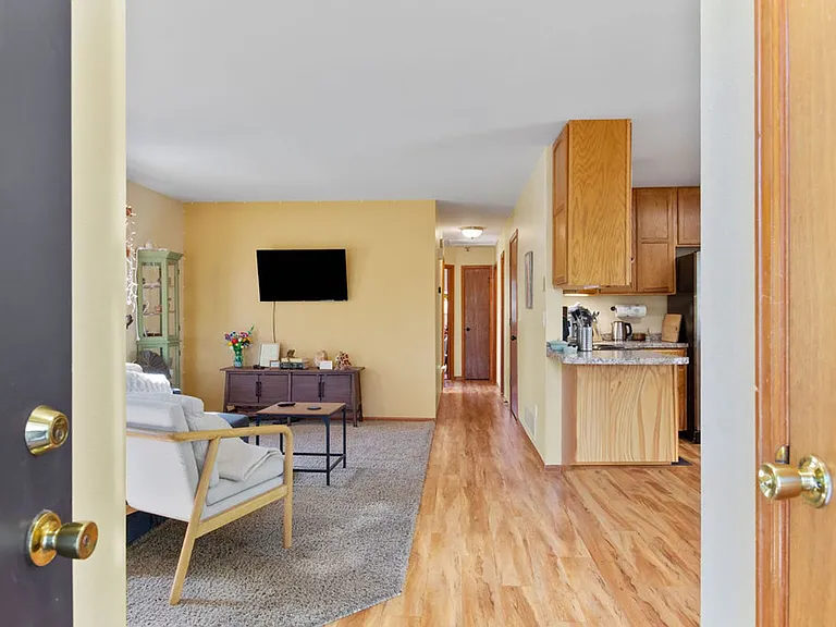 2331 Ponderosa Ct — Photo 4