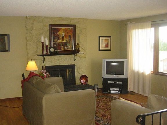 3rd image of 4010 E 15th Ave