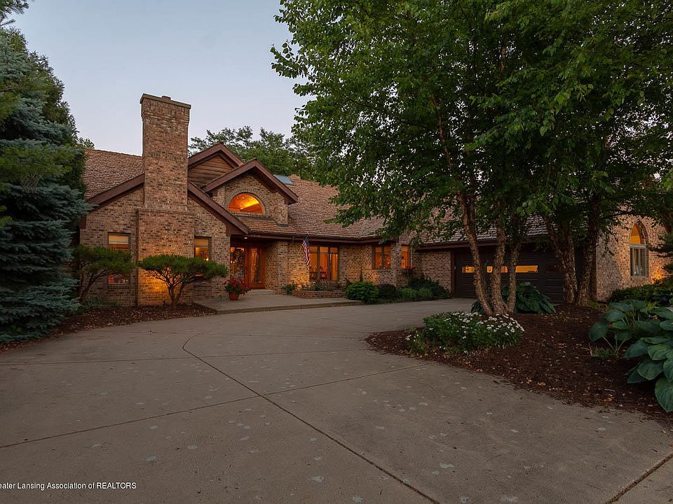 1st image of 6310 Island Lake Dr