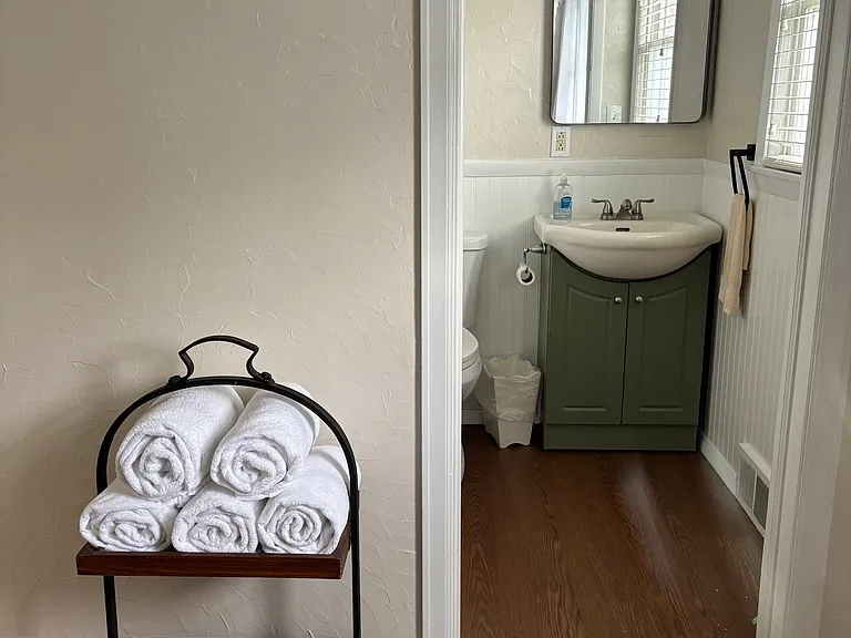 608 N Slate St — Photo 16