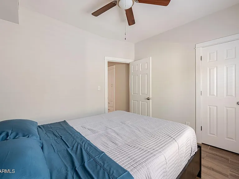1514 E Fillmore St — Photo 18