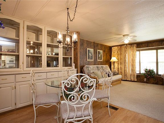 5th image of 3586 Lazy Lake Dr