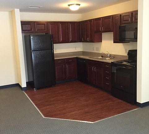 4th image of 365 S Fillmore Ave Unit B101