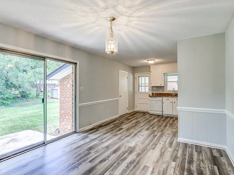 4505 Castlebar Dr — Photo 21