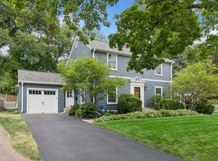 6 Edina Ct, Edina, MN 55424
