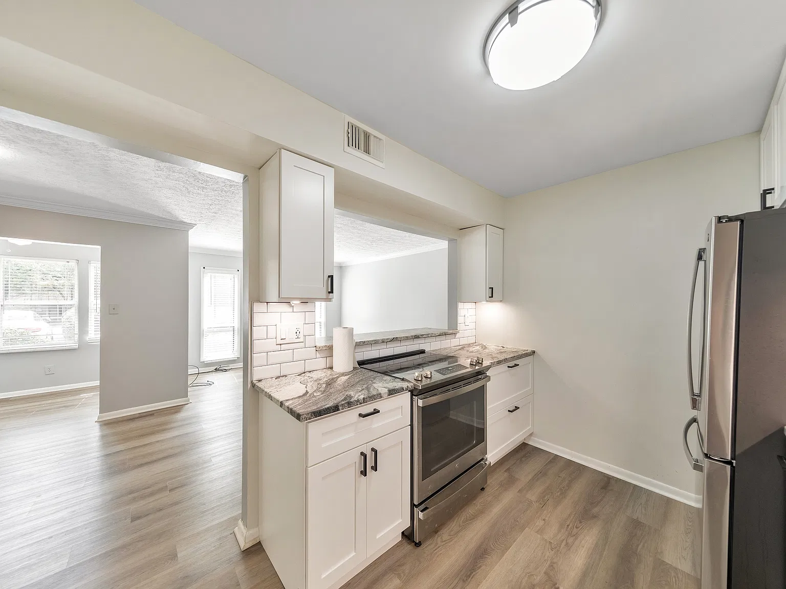 5159 Roswell Road Unit 6 - 1 — Photo 3