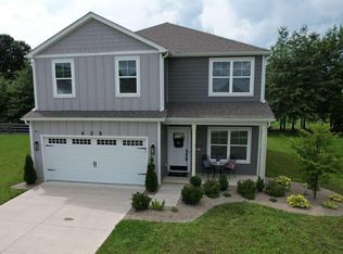 425 Park Vista Dr, Delaware, OH 43015