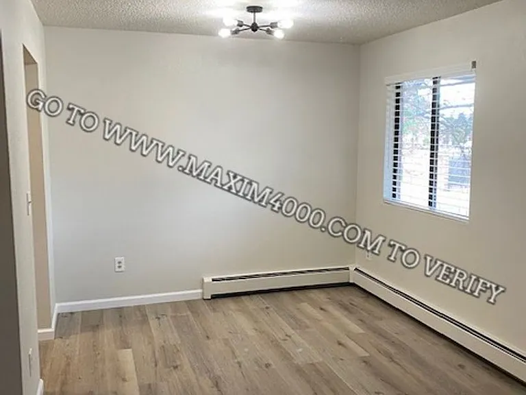 1140 Walnut Ave #15 — Photo 2