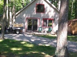 802 Ridgedale Dr, Roscommon, MI 48653