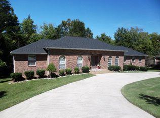 109 Deerfield Ln, Oak Ridge, TN 37830