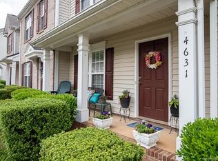 4631 Forestridge Commons Dr, Charlotte, NC 28269