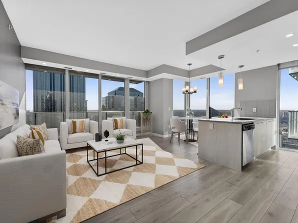 10180 103rd St NW #3104, Edmonton, AB T5J 0L1