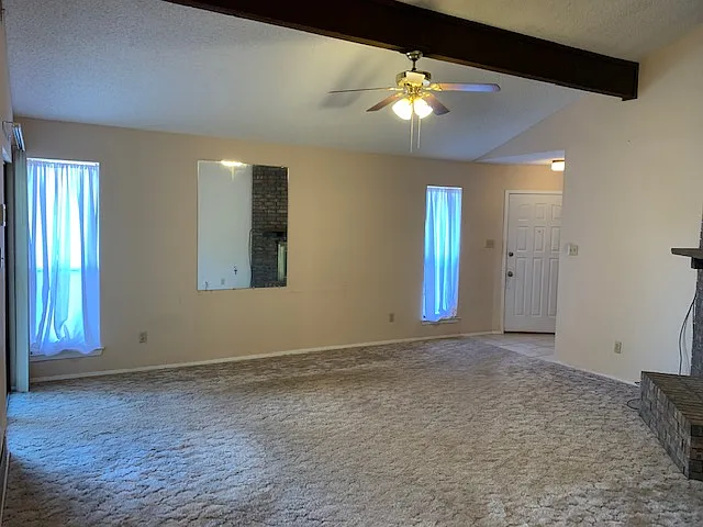 4074 Russell Ave — Photo 3