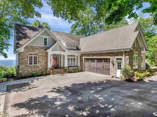 7 Drift Away Ln, Landrum, SC 29356