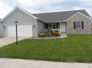 10620 N Fieldgrove Dr, Dunlap, IL 61525