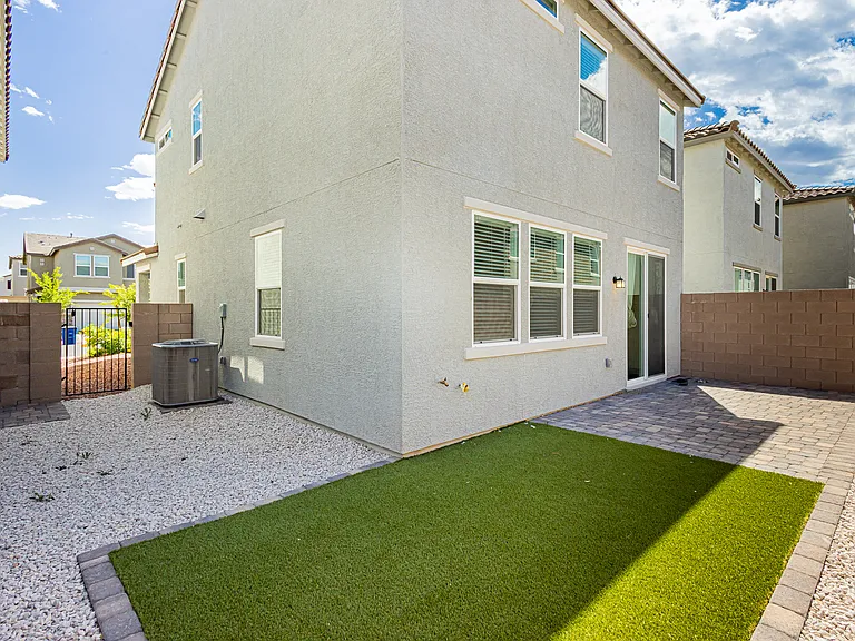 9108 Vesey Ave — Photo 26