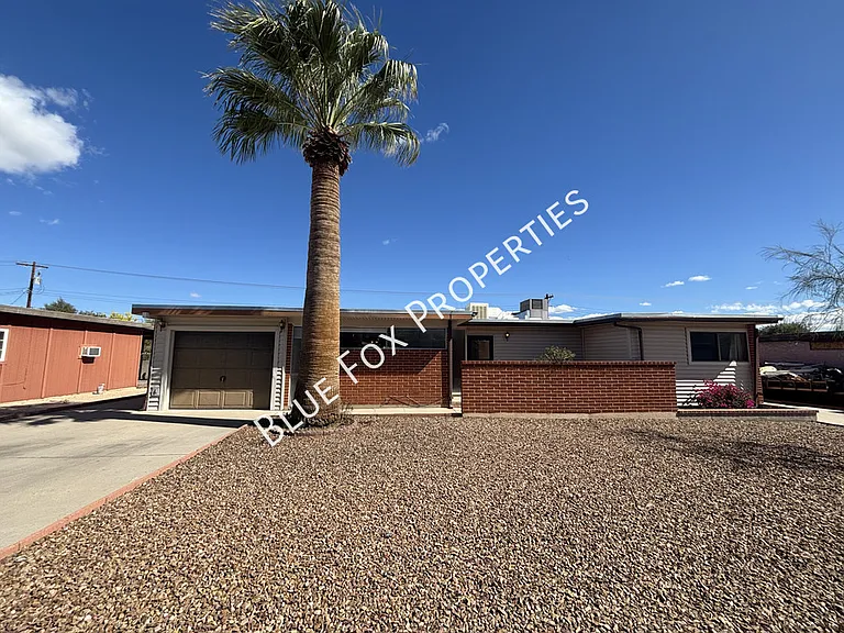 7351 E Calle Managua — Photo 1