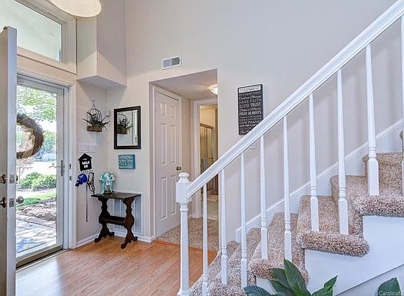 3rd image of 6800 Cabot Cir #0