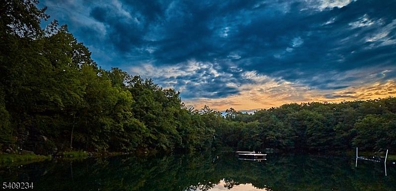 2nd image of 39 Summit Ter